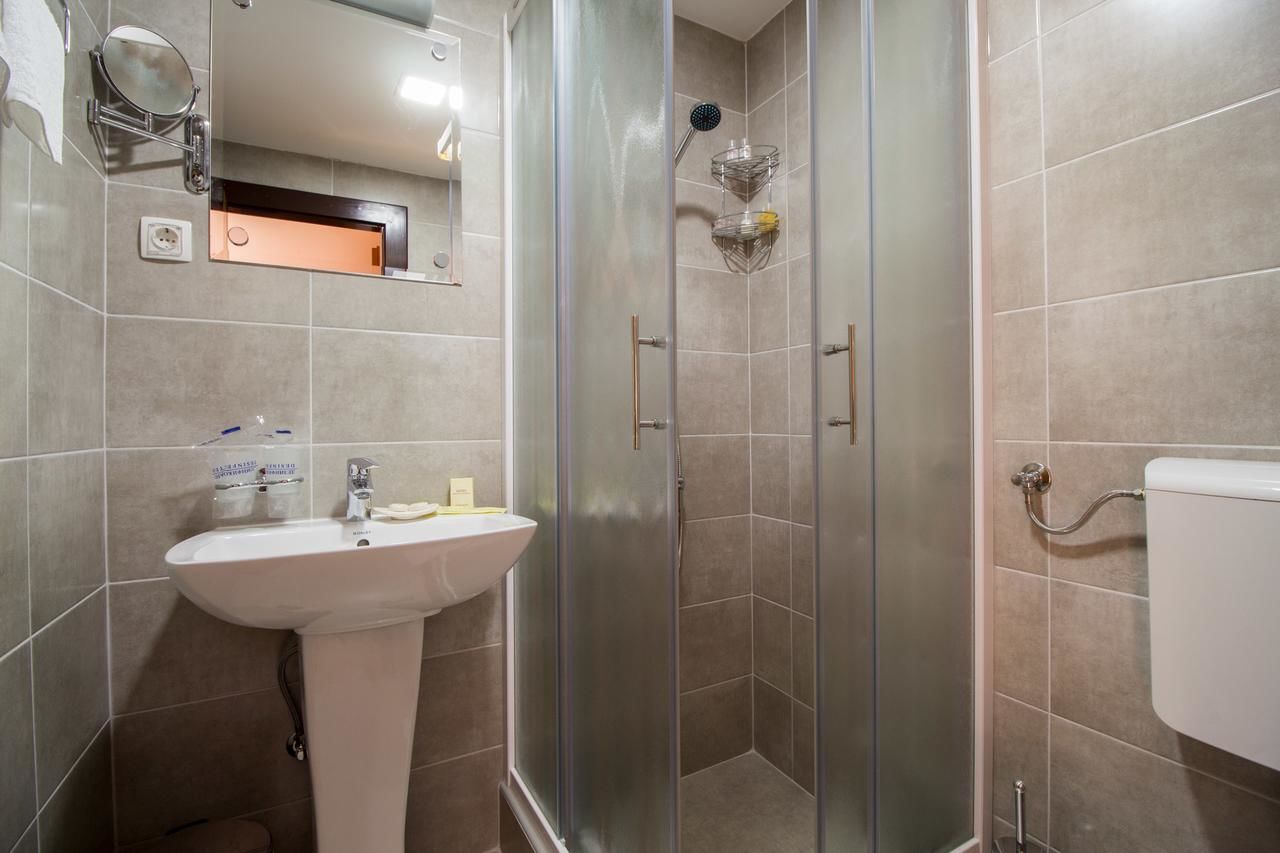 Отель Hotel Yugoslavia Никшич