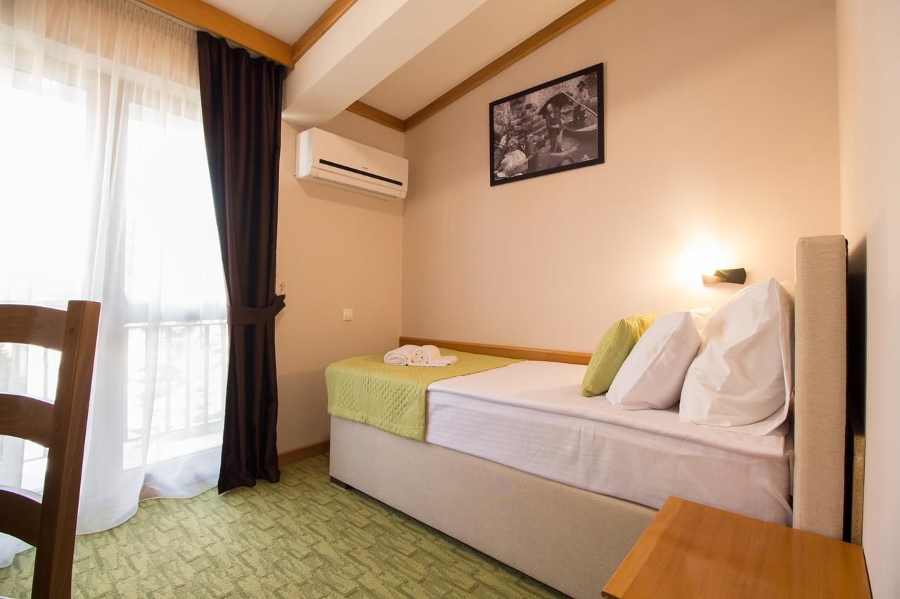 Отель Hotel Yugoslavia Никшич