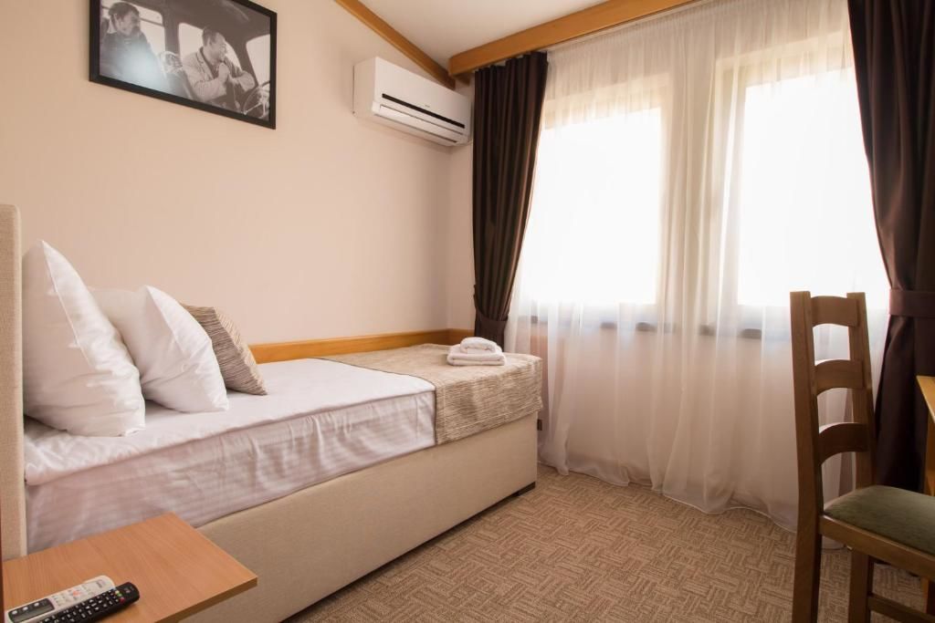 Отель Hotel Yugoslavia Никшич