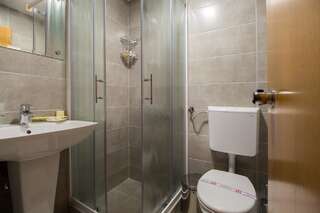 Отель Hotel Yugoslavia Никшич Апартаменты Делюкс-2