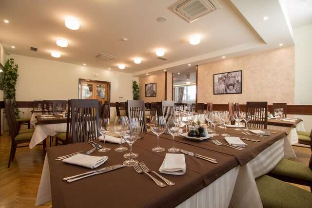 Отель Hotel Yugoslavia Никшич-36