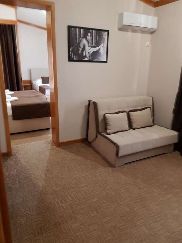 Отель Hotel Yugoslavia Никшич-6