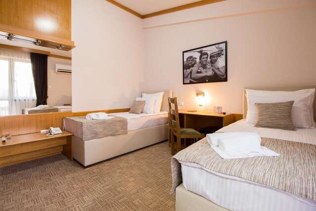 Отель Hotel Yugoslavia Никшич-10